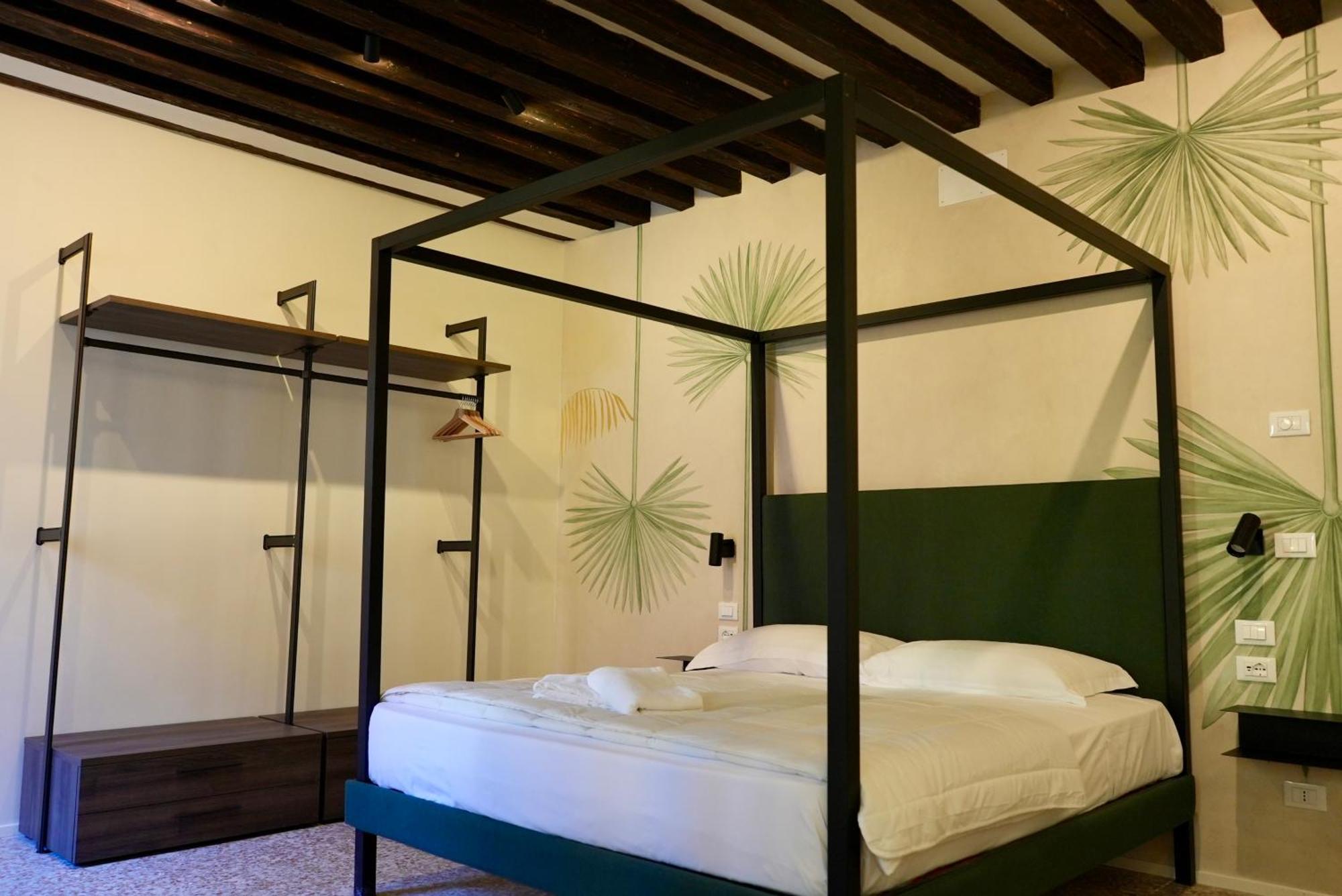 Hotel apartamentowy Qn