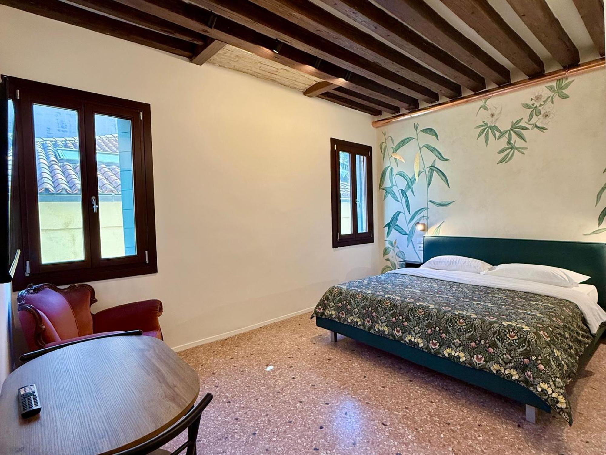 Hotel apartamentowy Qn *